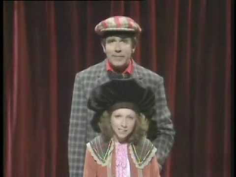 Comedy Sketch With Lena Zavaroni & Leslie Crowther...