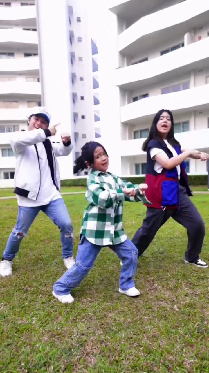My Stupid Heart Siblings Dance! #ytshorts