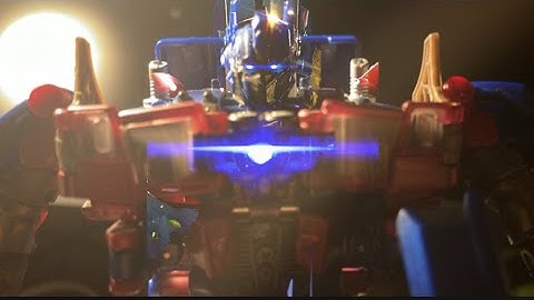 TRANSFORMERS ONE in LIVE ACTION | Arise Optimus Prime/Megatron BAYVERSE Scene Stop Motion Animation