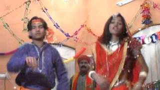 Rajasthani popular song: banni cham nache album: besharm kabutar (dj
remix) singer: meenu arora