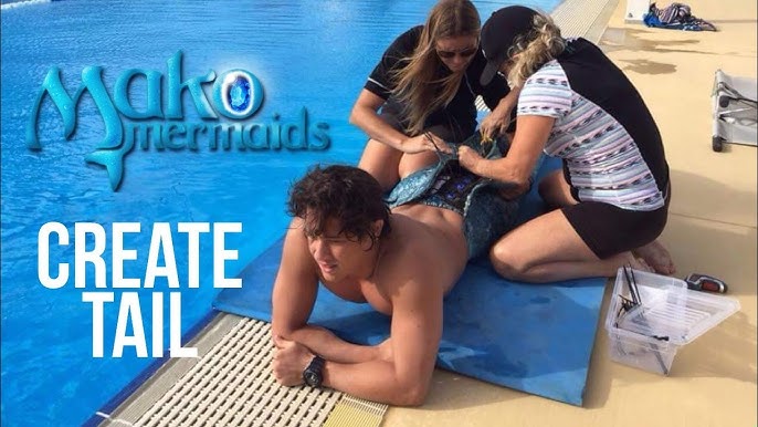 Mako Mermaids: 2ª Temporada Cena Dublada - Erik Revela A Ondina Que É Um  Tritão 