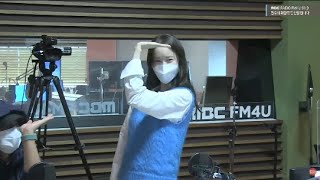 Yoona dancing to aespa's Next Level and said 'I am SNSD'
