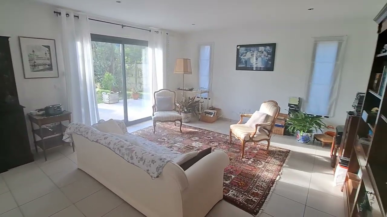  Maison contemporaine 2017, 4 chambres, 173m2 secteur Navarrenx vue montagne.