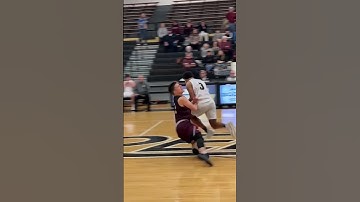 Block or charge?!? Ref makes game-deciding block call just before the buzzer #basketball #referee