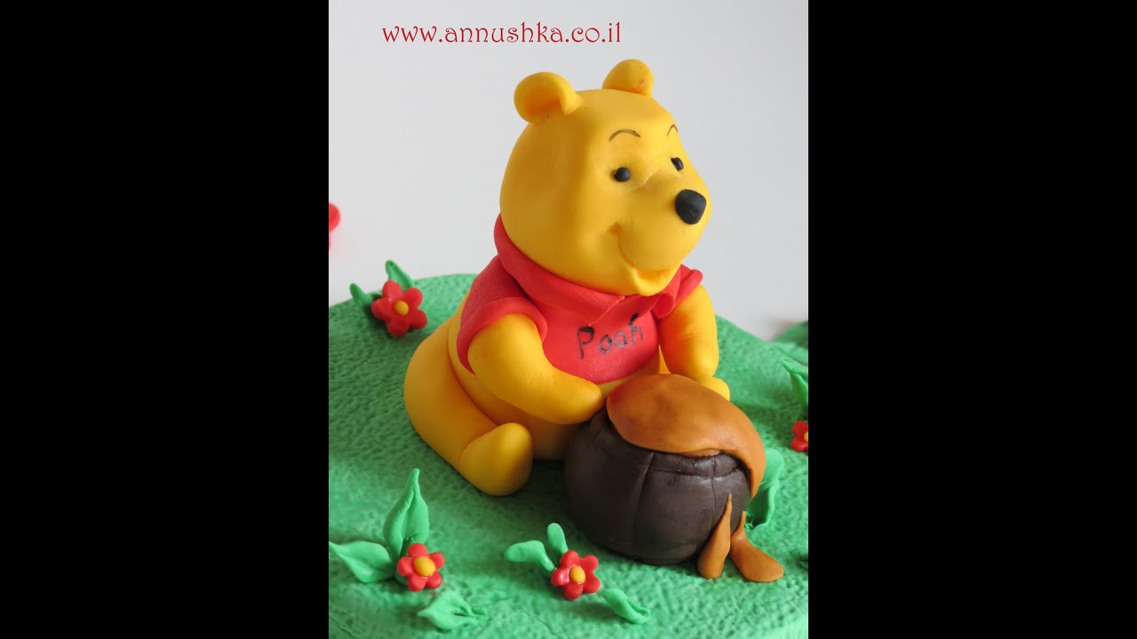 www.annushka.co.ilStep by step fondant tutorial for creating Winnie the Poo...