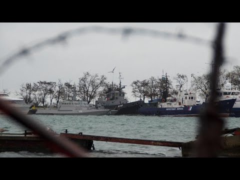 Macron and Merkel demand release of Ukrainian sailors