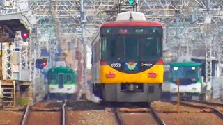 【京阪電車】8000系特急京都出町柳駅行き　森小路駅通過