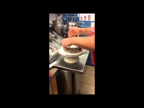 cake training video 8 inch