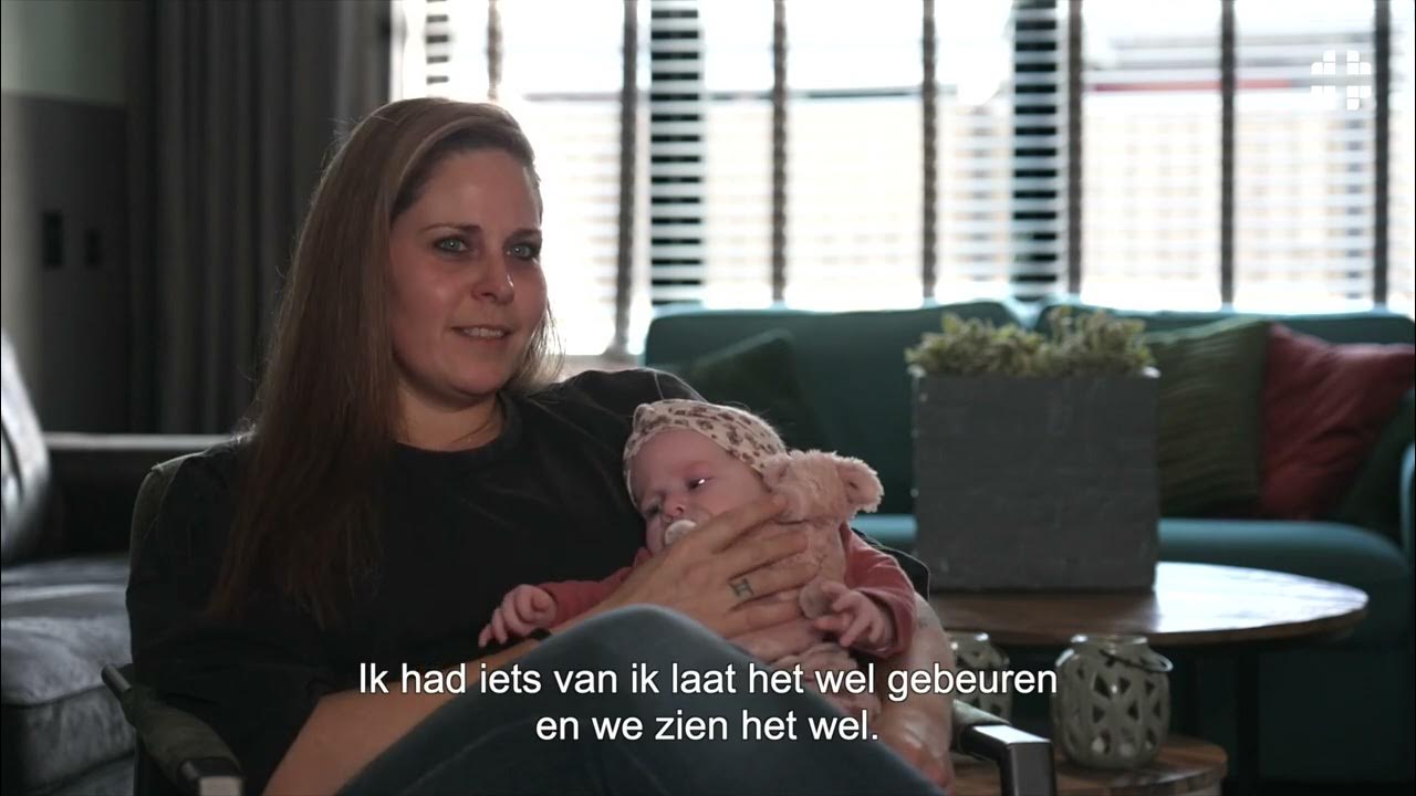 Uitwendige versie, ook wel draaien van een stuitligging hoe werkt dat? YouTube