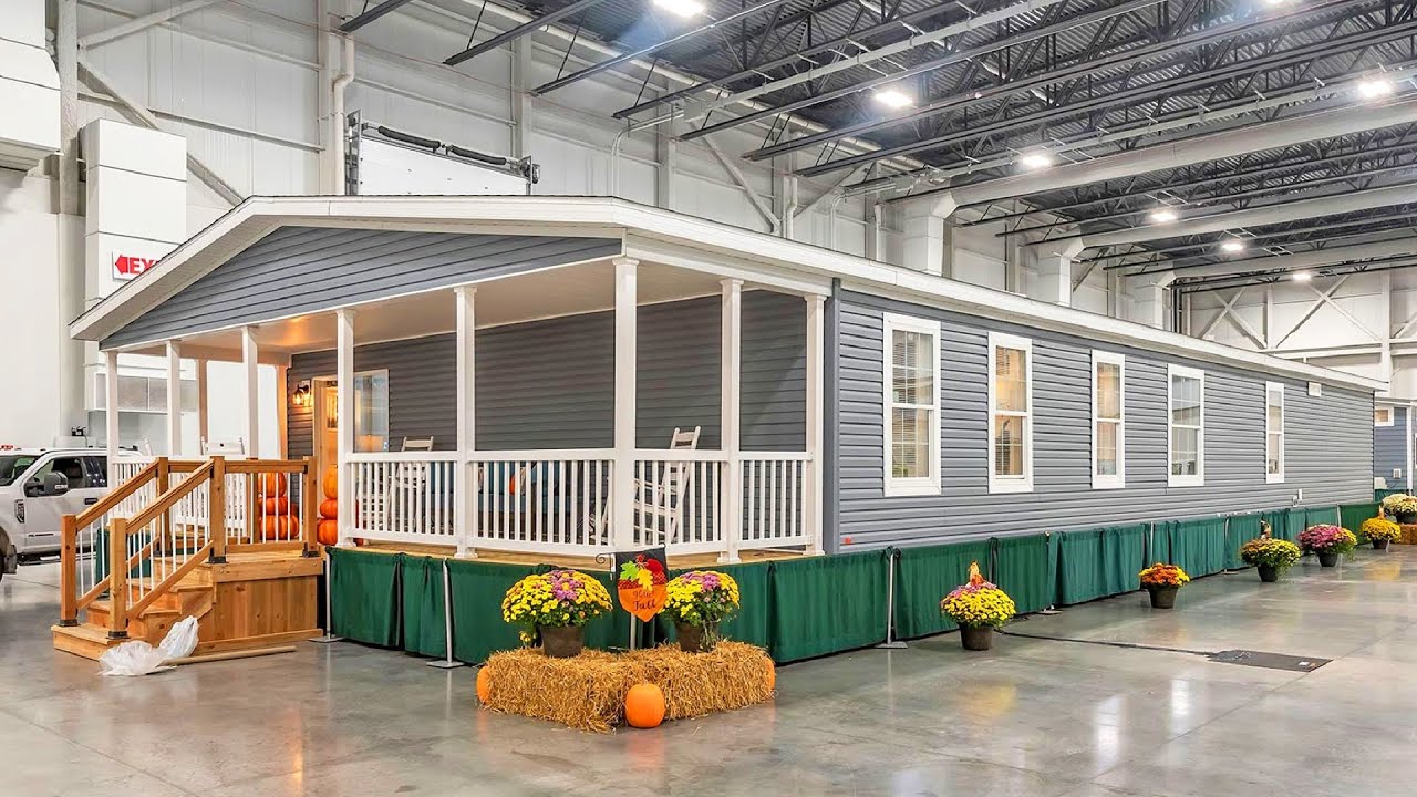 Absolutely Gorgeous Advantage 3268 241 Manufactured Home from Champion ...