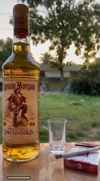 story wa minuman captain morgan