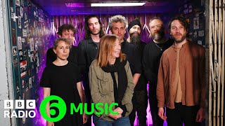 Beth Gibbons - Floating on a Moment (6 Music Live Session) Resimi