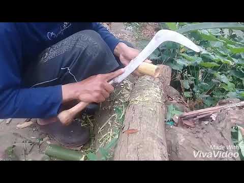  Kerajinan  bambu  desa petung pasrepan membuat telfon dari  