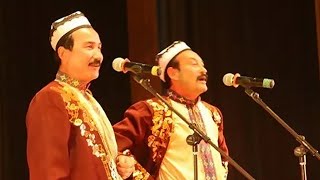 Uyghur song - Bizning yarning keptéri bar Resimi