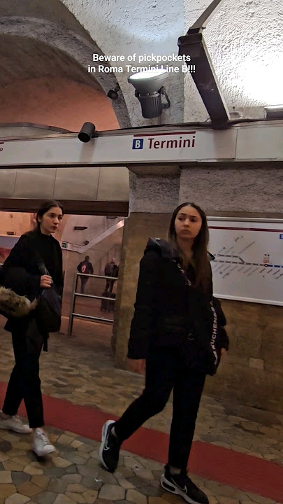 Attention pickpockets in Roma Termini Line B – Stay Vigilant! #Roma #Italy #Pickpocket #Viral #Theft