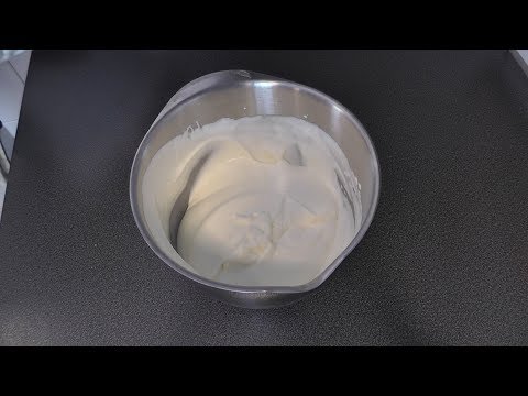 Video: Hur Man Gör Grädde Till Muffins: Vaniljsås, Choklad Och Gräddfil