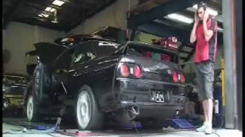 CRD "JUN" R32 GTR on dyno being tuned with MoTeC M800 ECU