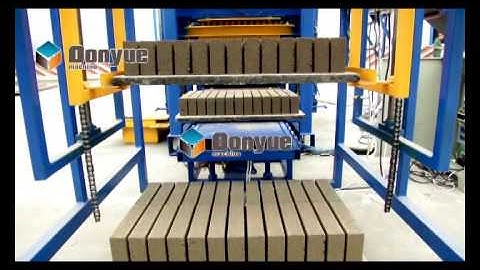 QT4-25 Semi-automatic Block Brick Machine