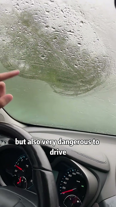How to fix windshield fogging?#tips #car #shorts #tutorial #driving
