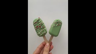 HOW TO MAKE EASY CHRISTMAS THEMED CAKESICLES 2020 #shorts