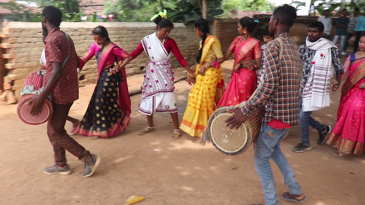 Tusgo Parab Sarnadih Church VI |Sarnadih Mahuadanr| Folk Dance on 15 Oct 2021