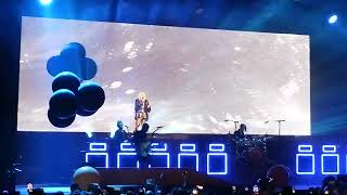 Avril Lavigne - Head Above Water - Live Zénith In Paris - 12042023