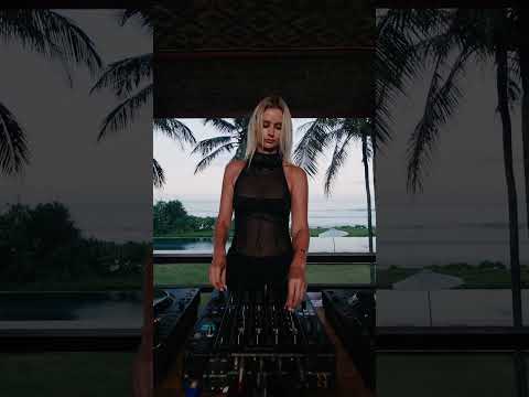 My new live melodic house and indie house dj set is live. Have a watch 🫶🏽
