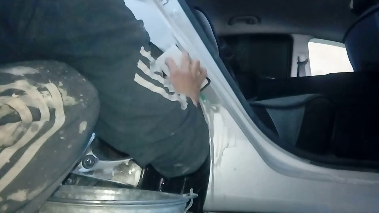 Шпаклюем арку авто