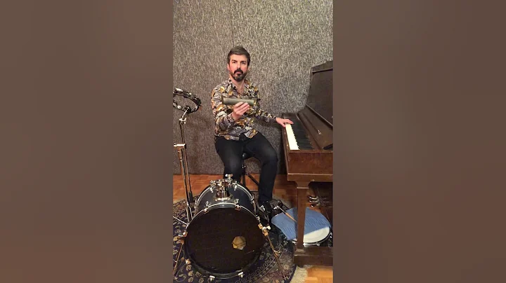 PUMP UP THE JAM - sung by Damien Robitaille
