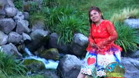la encantadora  Julia Holguin Huillca
