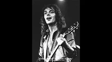 Show Me The Way (Studio Version) : Peter Frampton