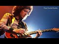 We Will Rock You - Brian May Guitar Solo Only // Isolated Track - AMAZING!!!