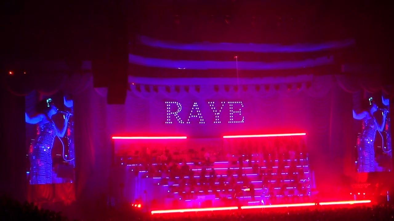 Raye - Black Mascara Live at O2 Arena London