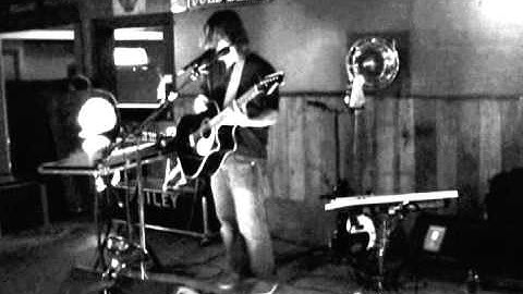 Tony Smiley "HIDING" Boss Loop Station RC-50