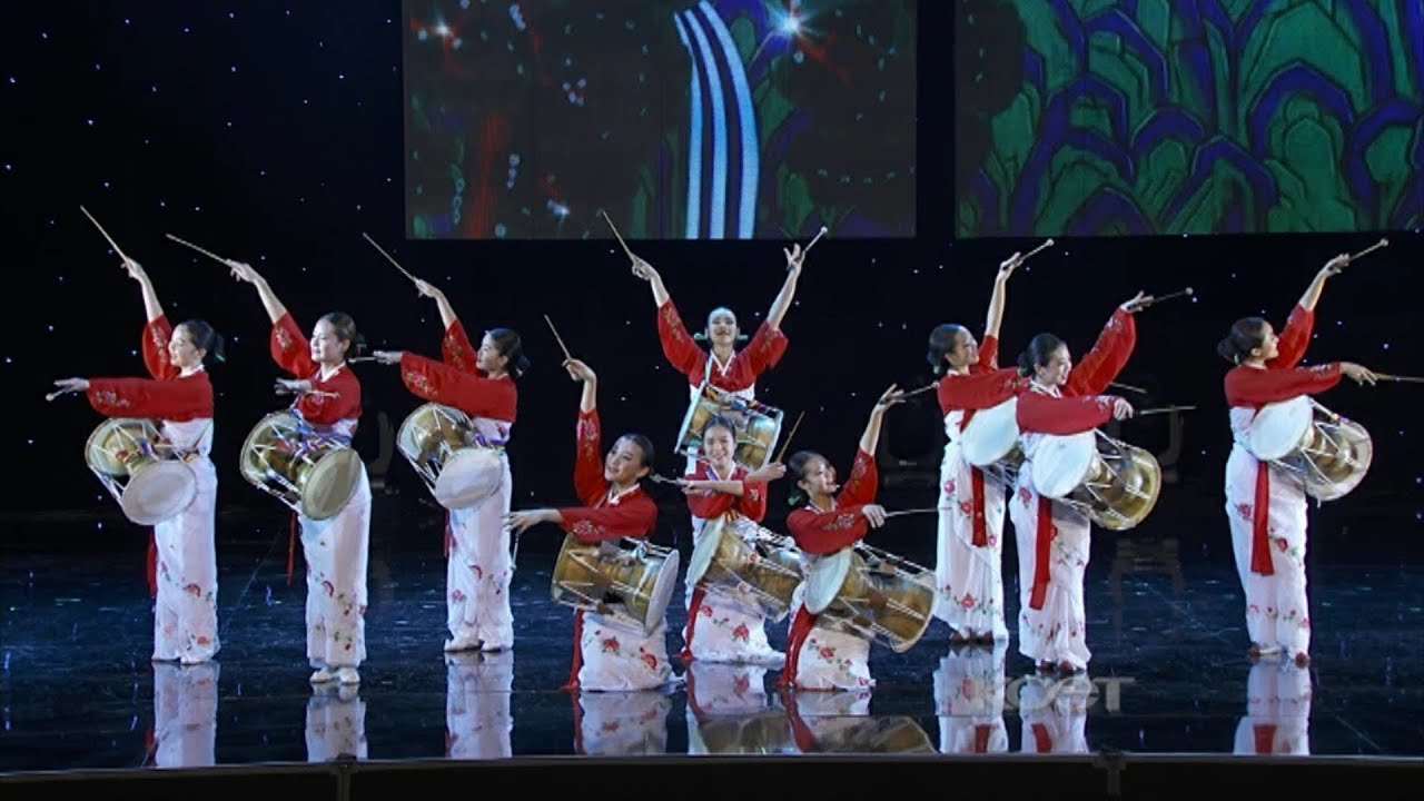 54th Annual LA  County Holiday Celebration - KCET, Korean Dance (Jang Gu chum)