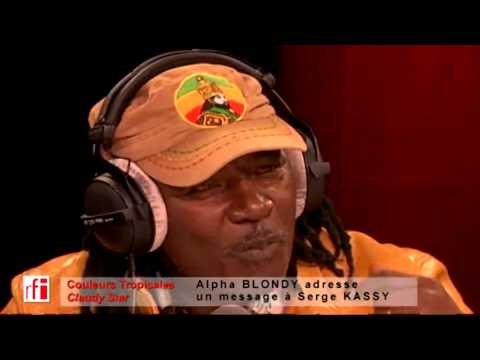 Alpha Blondy demande à Serges Kassy de se  "retirer de la politique "