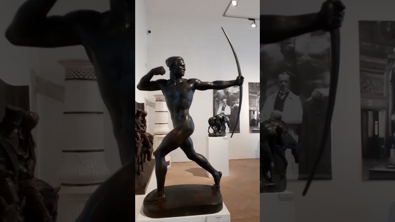 Hugo Lederer  íjász szobor