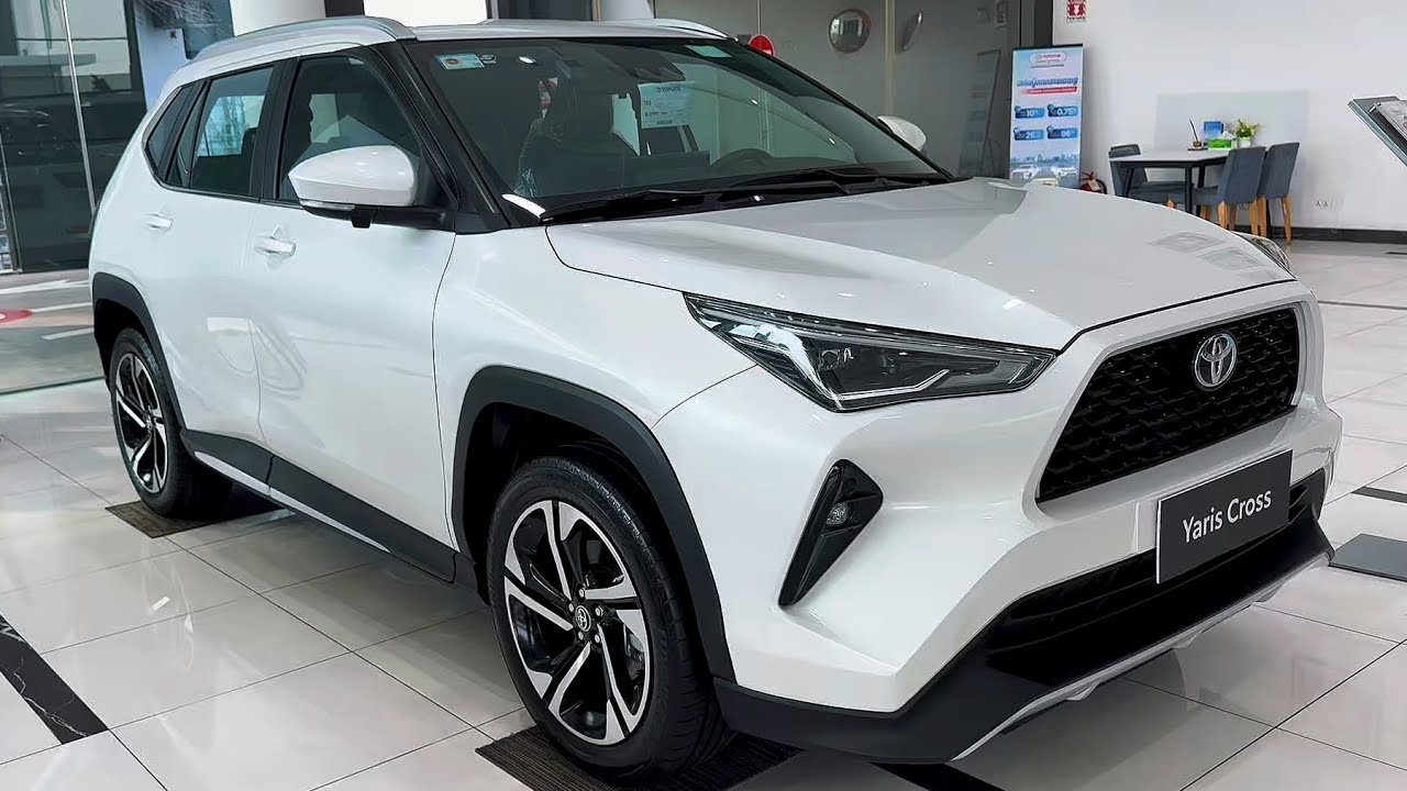 2026 Toyota Yaris cross | Review interior and Exterior 