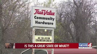 The experts inside a crowded store at Community Hardware