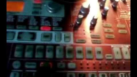 chopping a drum sample on the ESX1