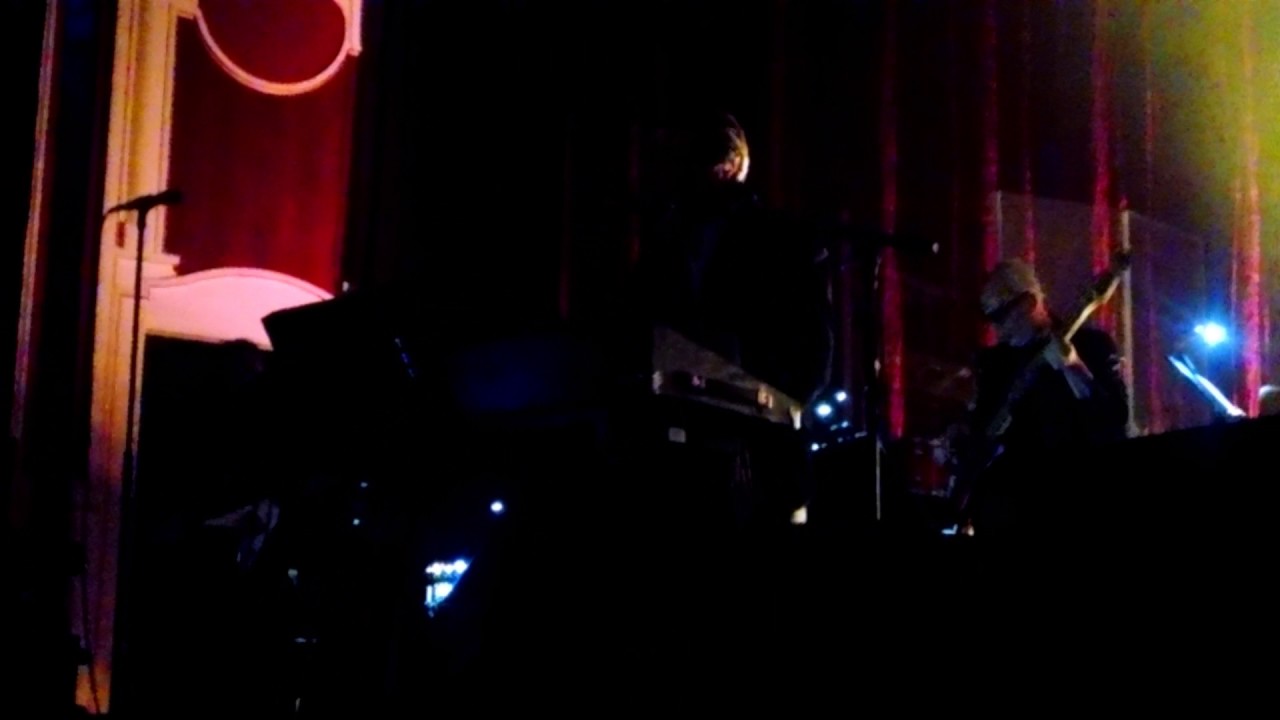 Bryan Ferry.at Heinz Hall Pittsburgh(1) video phone é a continuação de telephone