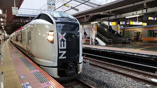 E259 Ne-018 特急成田エクスプレス3号成田空港行として立川を発車するシーン