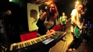 Shoot The Girl First - Jagerbomb (Live )