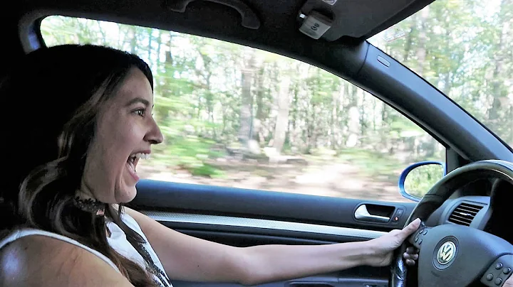 Girlfriend tries Launch Control in R32!