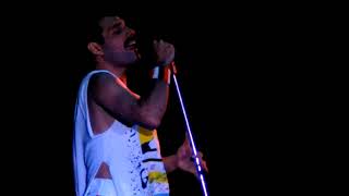 Queen: 'Is this the world we created...?'  (Budapest, 1986) screenshot 4