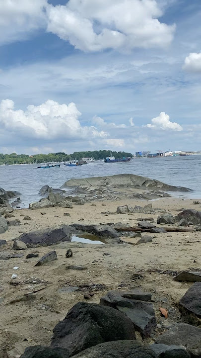 Water beach dingap singapore pulaw Ubin