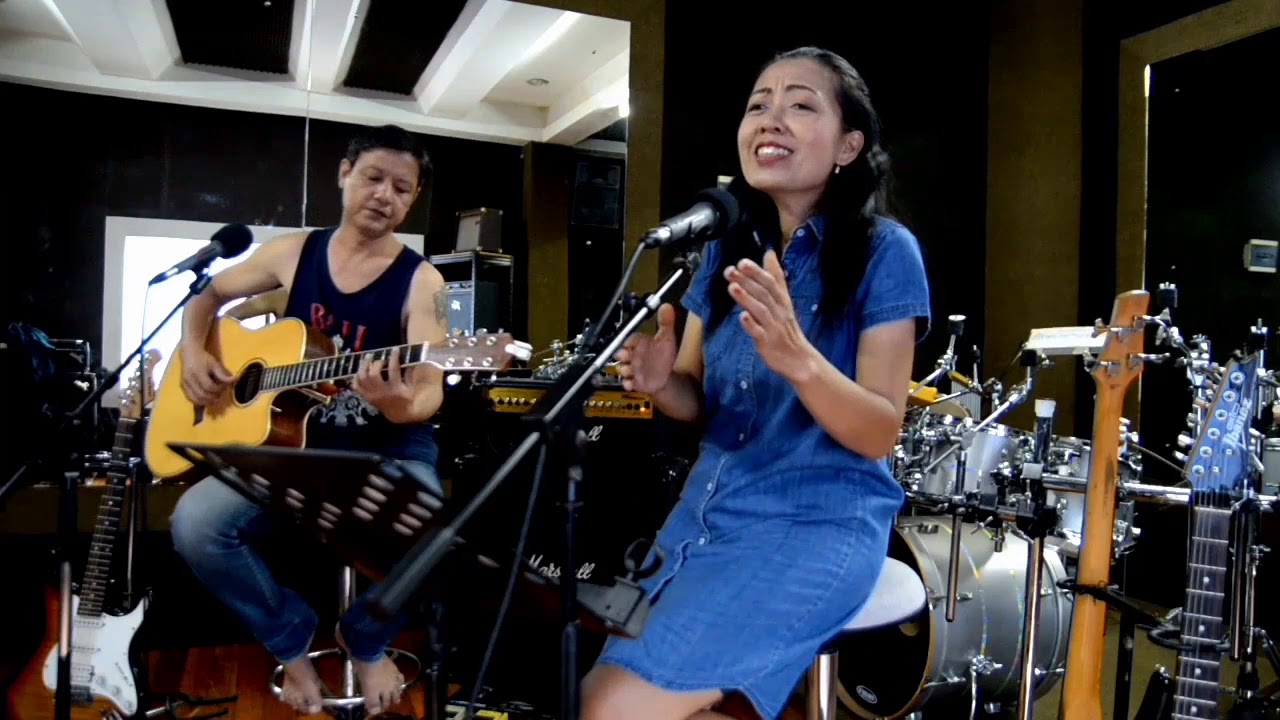 Nicky Astria - Kau (Cover) Ambarwati Desy
