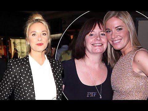 EastEnders star Tamzin Outhwaite announces the death of her mother Anna in moving social media post