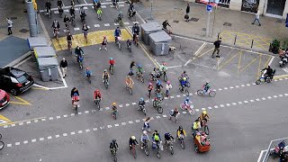 What are bike buses and why are kids 'jumping out of bed' to join them?