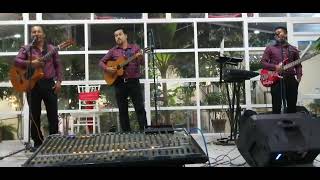 Video thumbnail of "Eres polvo-Trio Nazareo en vivo"